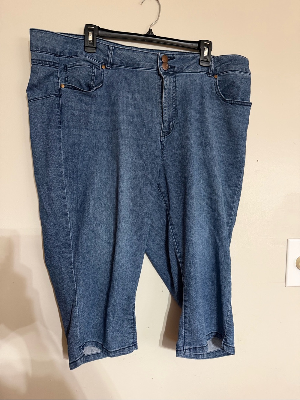 d. jeans Mid Blue Cropped Stretch Jeans